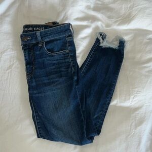 American Eagle High Rise Destroyed Jegging Crop
